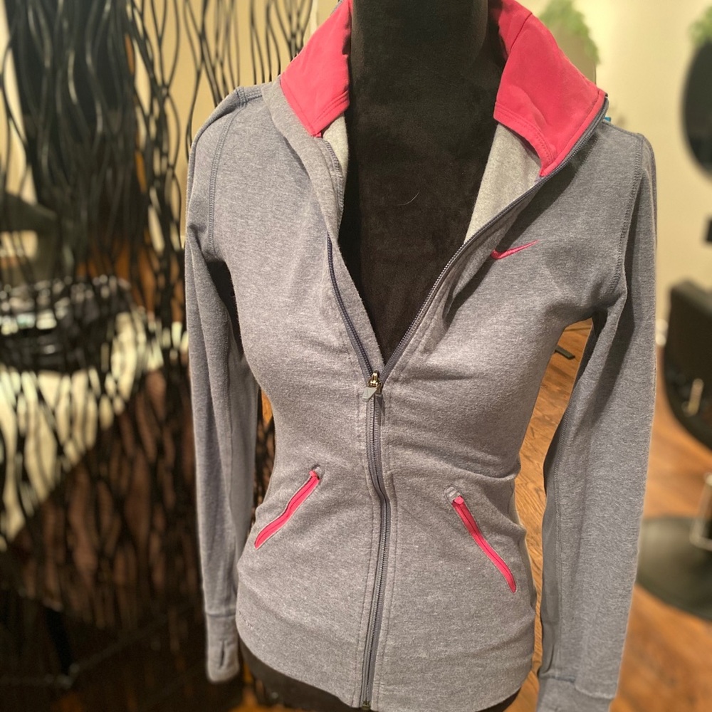 nike zip up